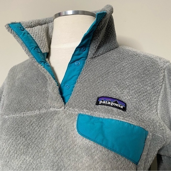 Patagonia Re-tool Snap-T Fleece Pullover in Gray and Teal, Small - Picture 2 of 14